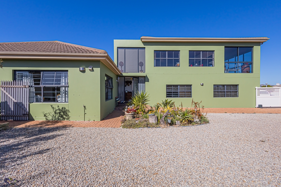 3 Bedroom Property for Sale in Country Club Western Cape